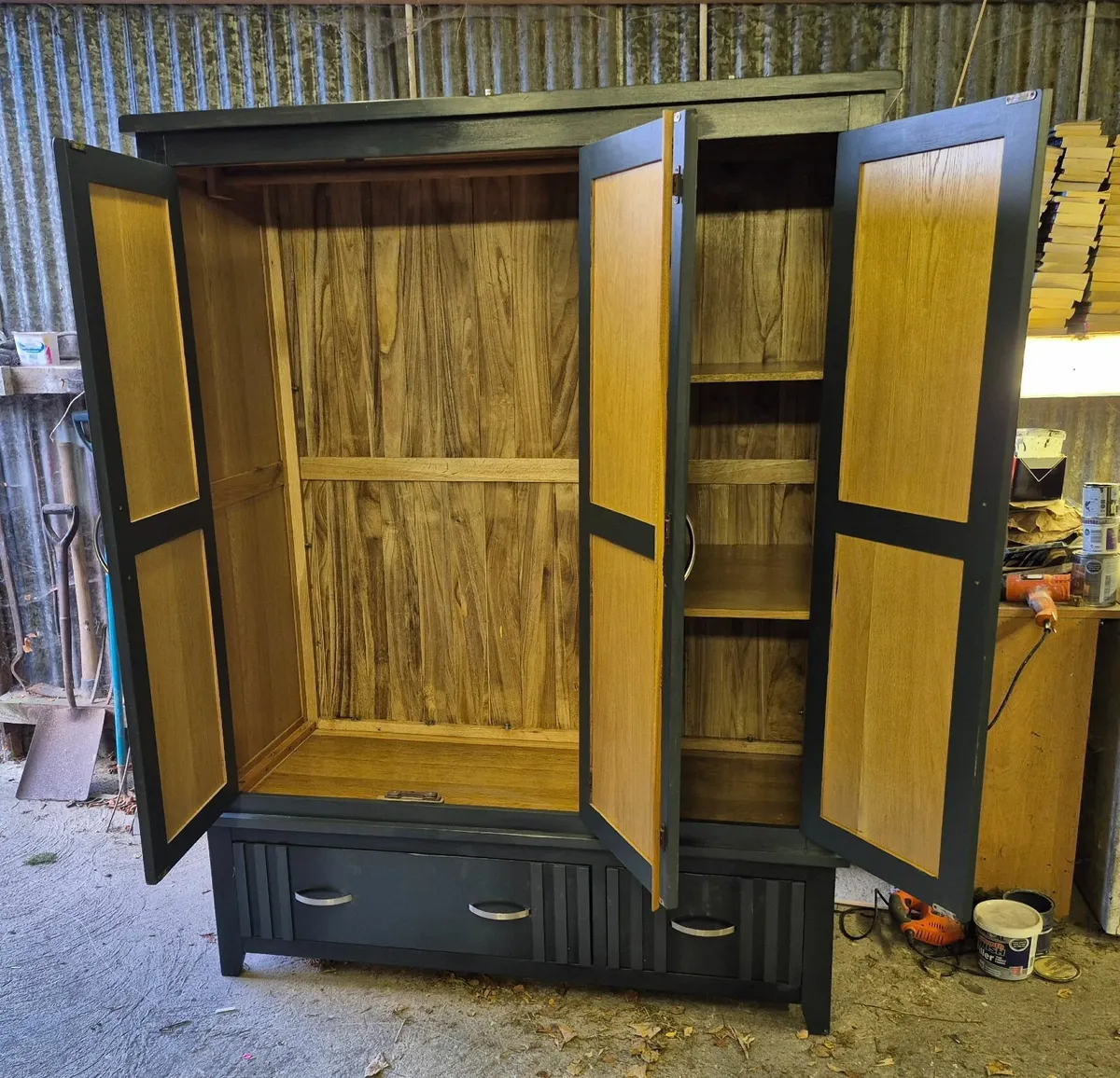 3 door Wardrobe - Image 2