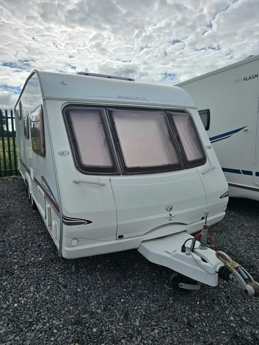 Swift Charisma twin axel, Full size Awning - Image 1