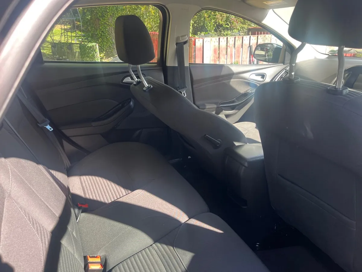 Ford focus auto NCT 3/27 Taxed 5/26..1..litre - Image 2