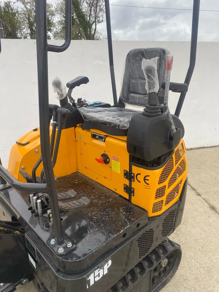 Mini Digger - Image 2