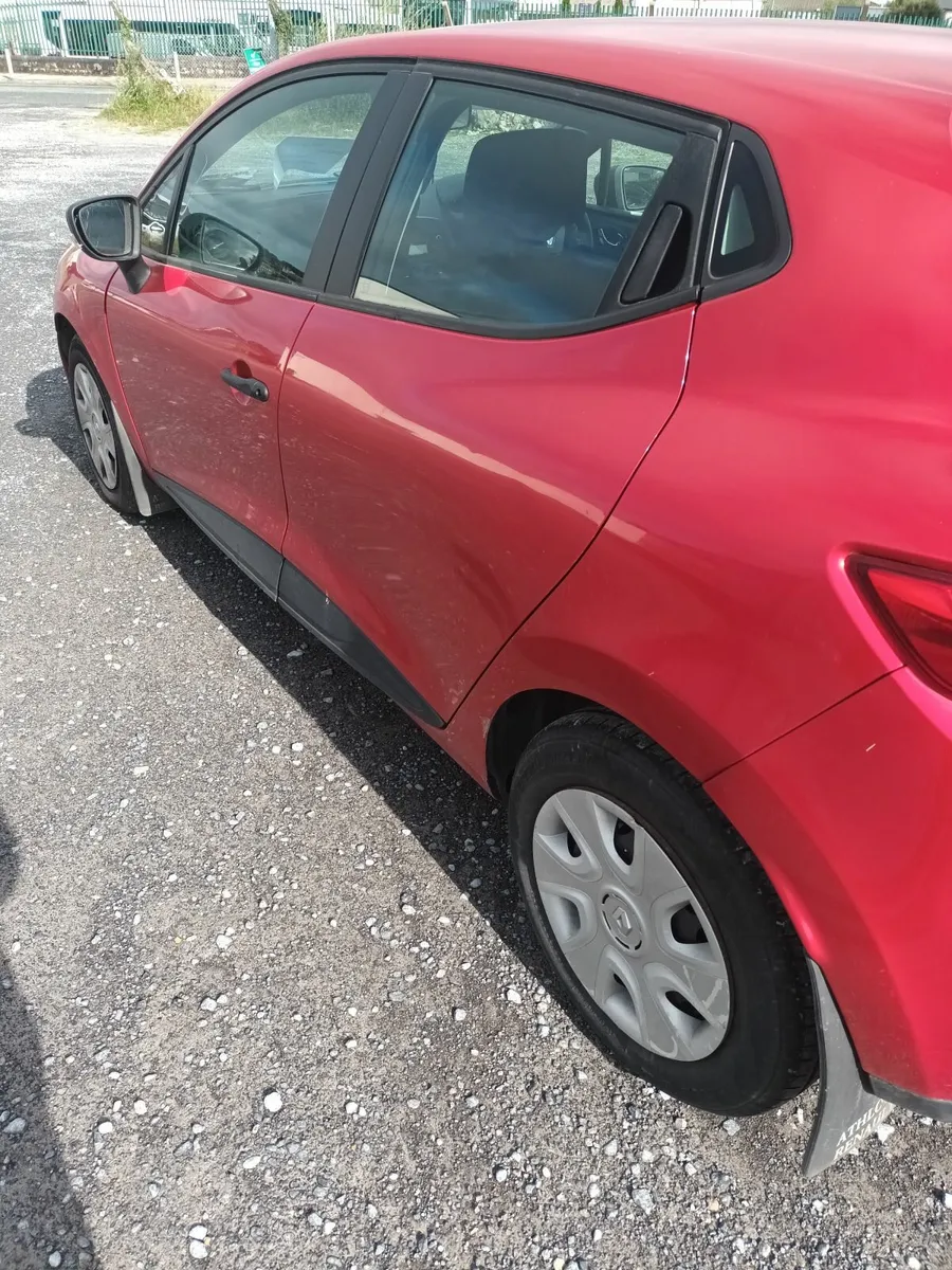 Renault Clio 2014 - Image 4