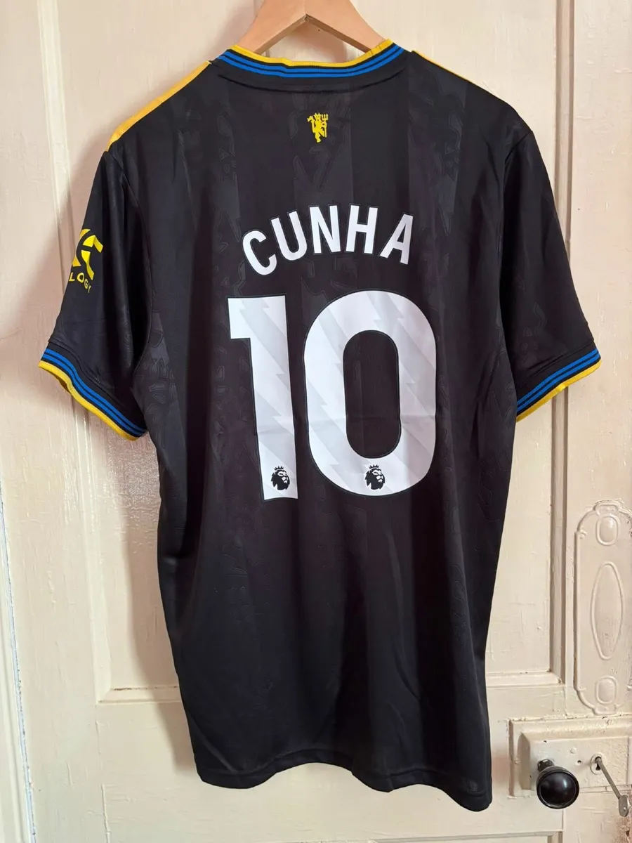 Manchester United 25/26 3rd Jersey (Replica) - Image 2