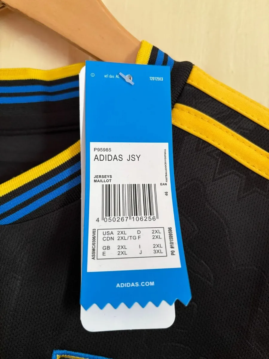 Manchester United 25/26 3rd Jersey (Replica) - Image 4