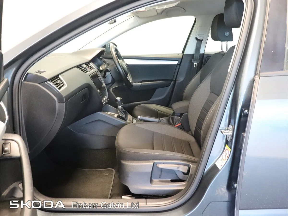 Skoda Octavia 1.0 TSI AMBITION - Image 4