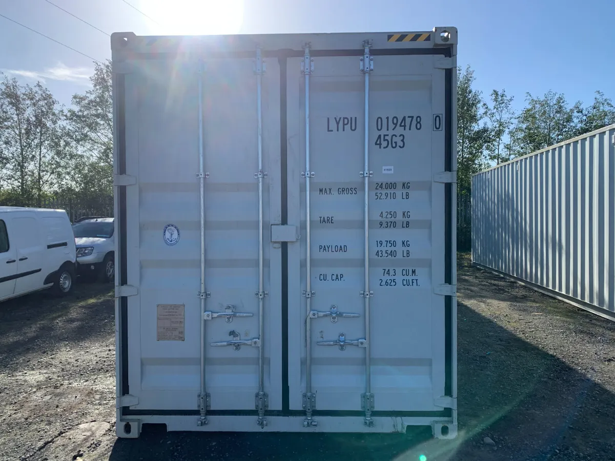 UNRESERVED 40FT HIGH CUBE CONTAINER C/W 3 X DOORS - Image 2