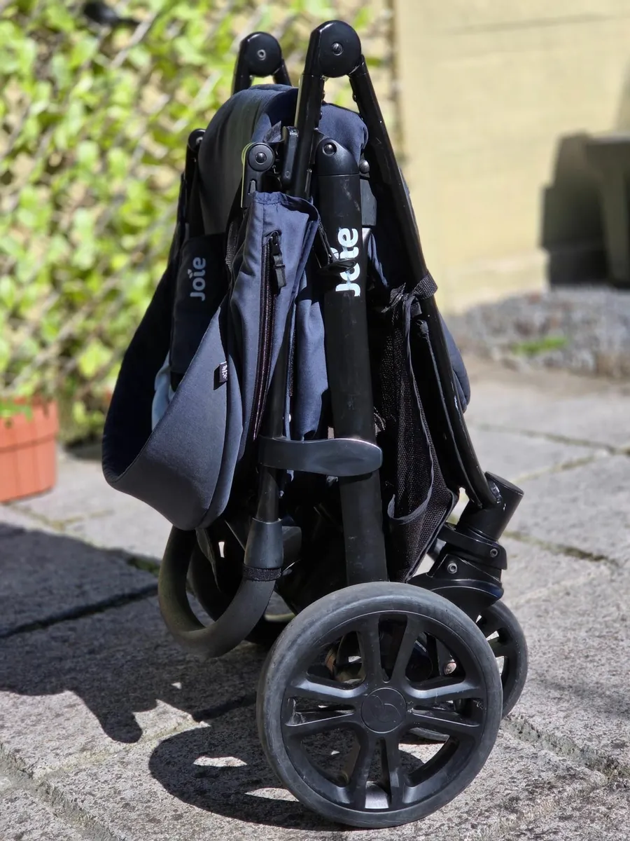 JOIE Litetrax Pushchair - Image 3