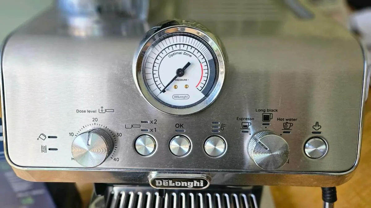Dè Longhi La Specialista Coffee Machine - Image 2