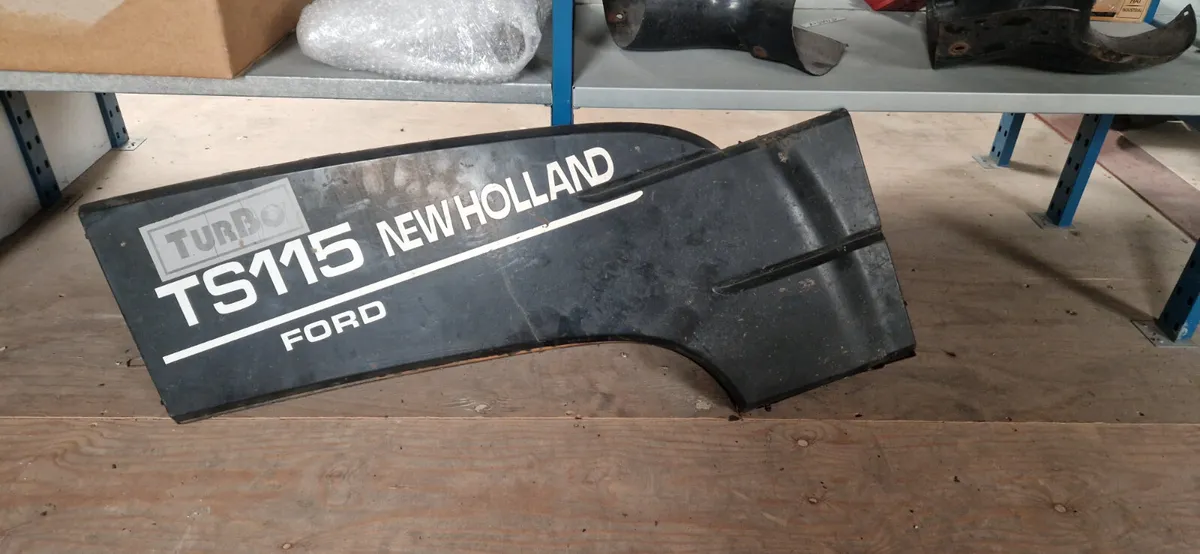 TS115 side panel's - Image 1