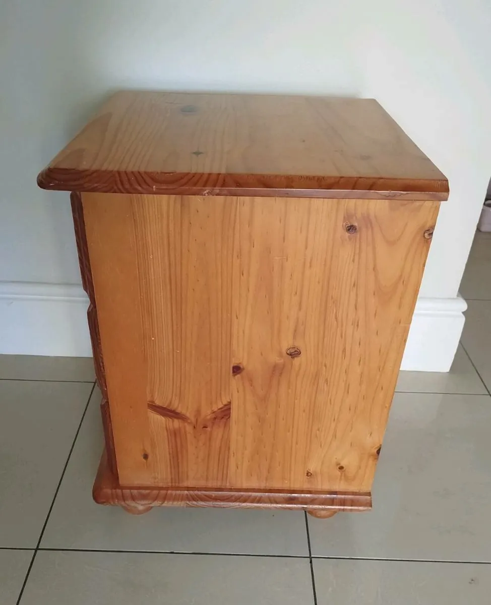 Locker - Image 4