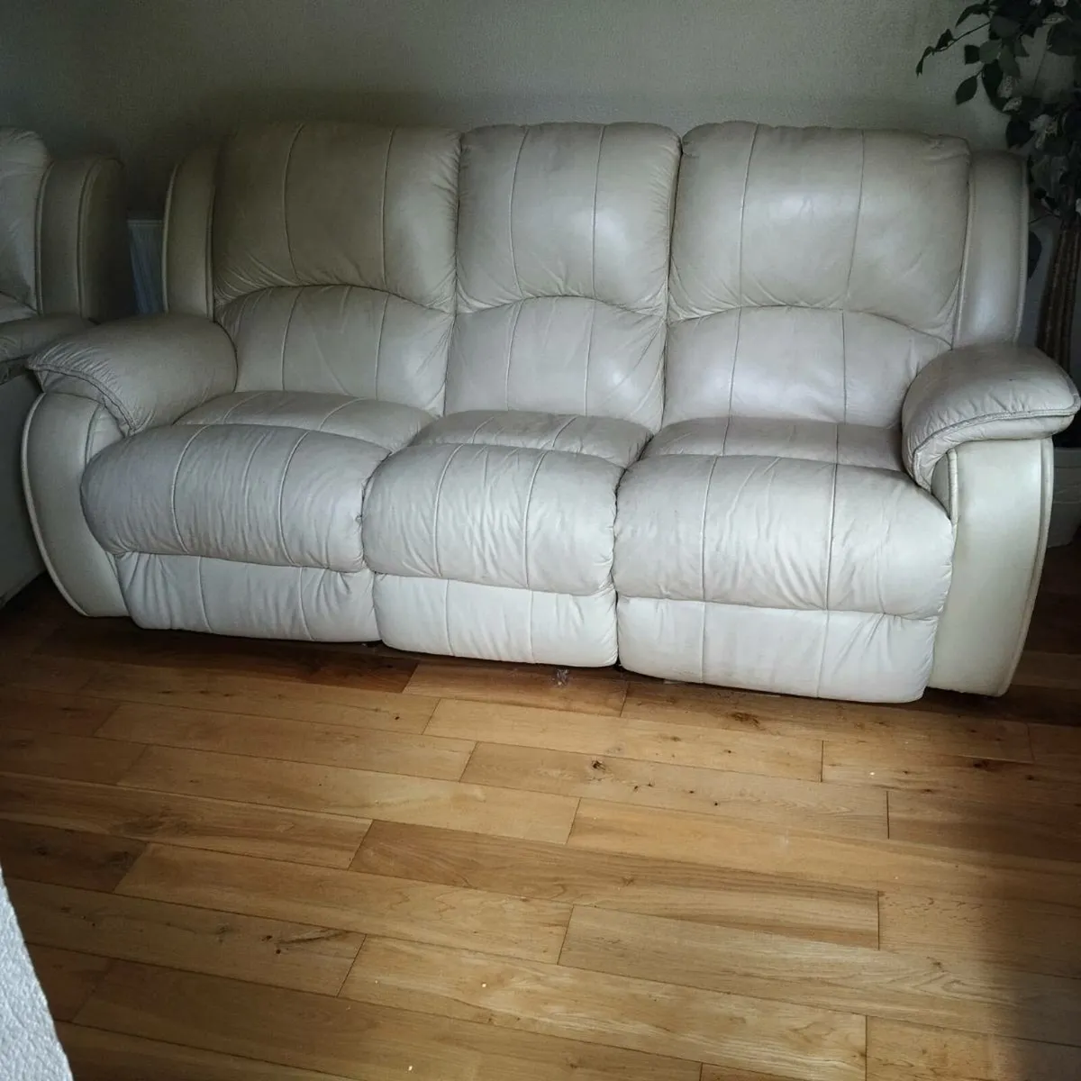 Sofa - Image 2