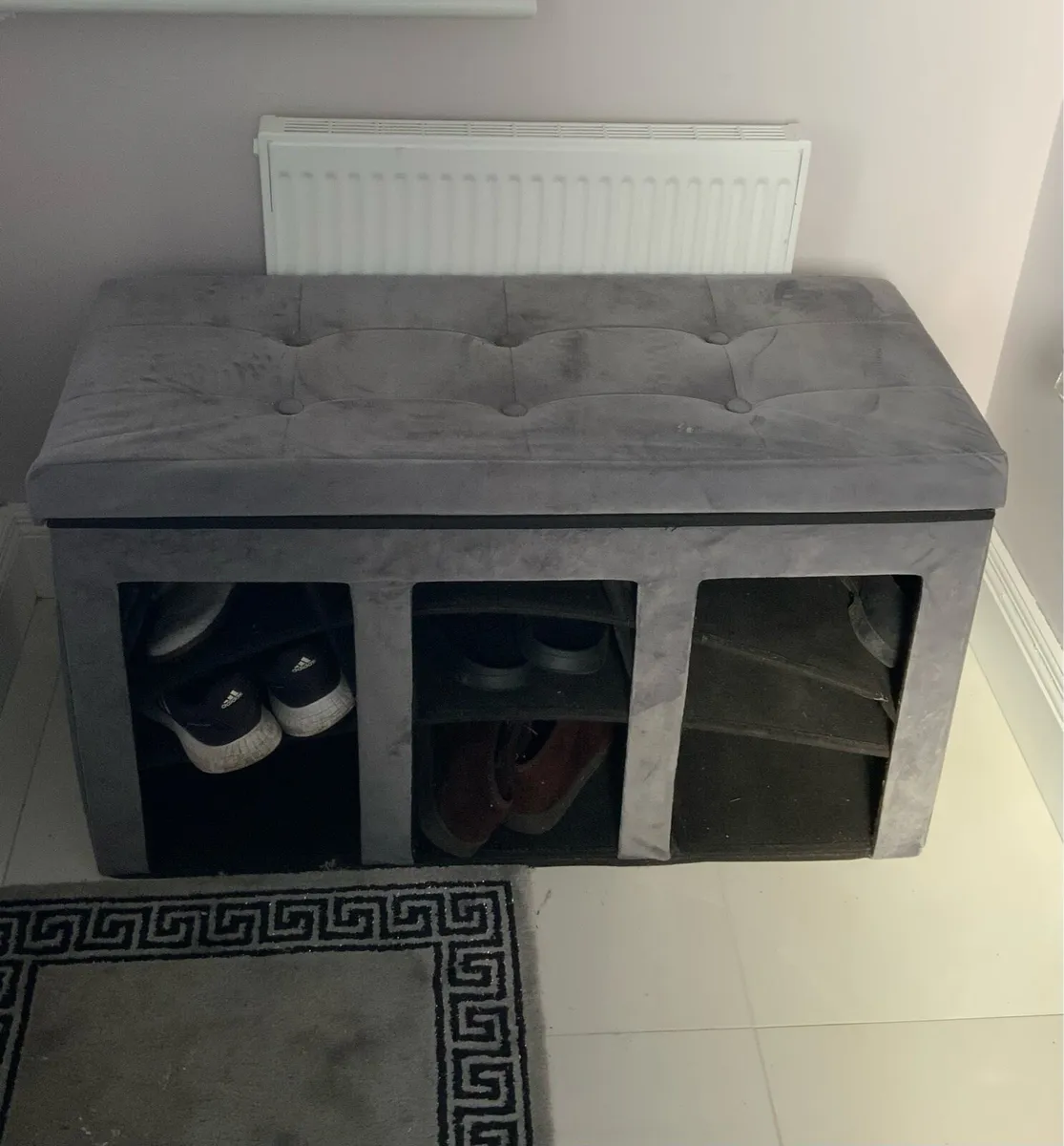 Grey shoe box - Image 1