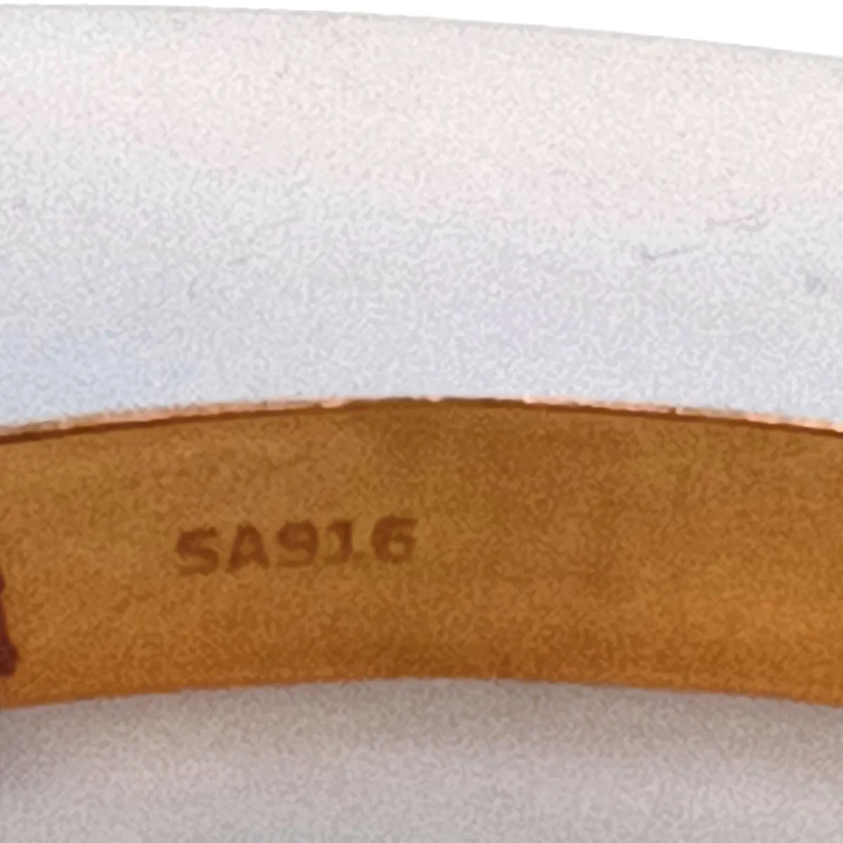 22 k Yellow Gold Heavy Bangle Bracelet - Image 3