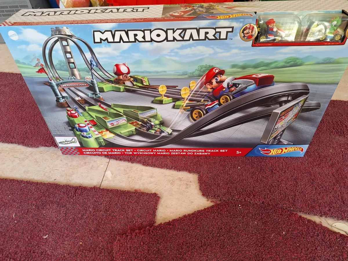 Hotwheels mario kart - Image 1