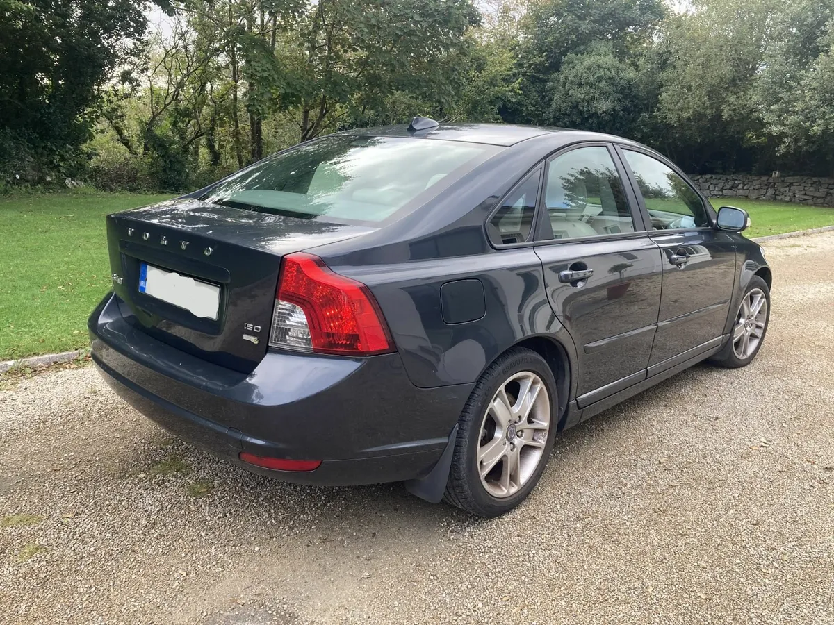 Volvo S40 2010 1.6D - Image 3