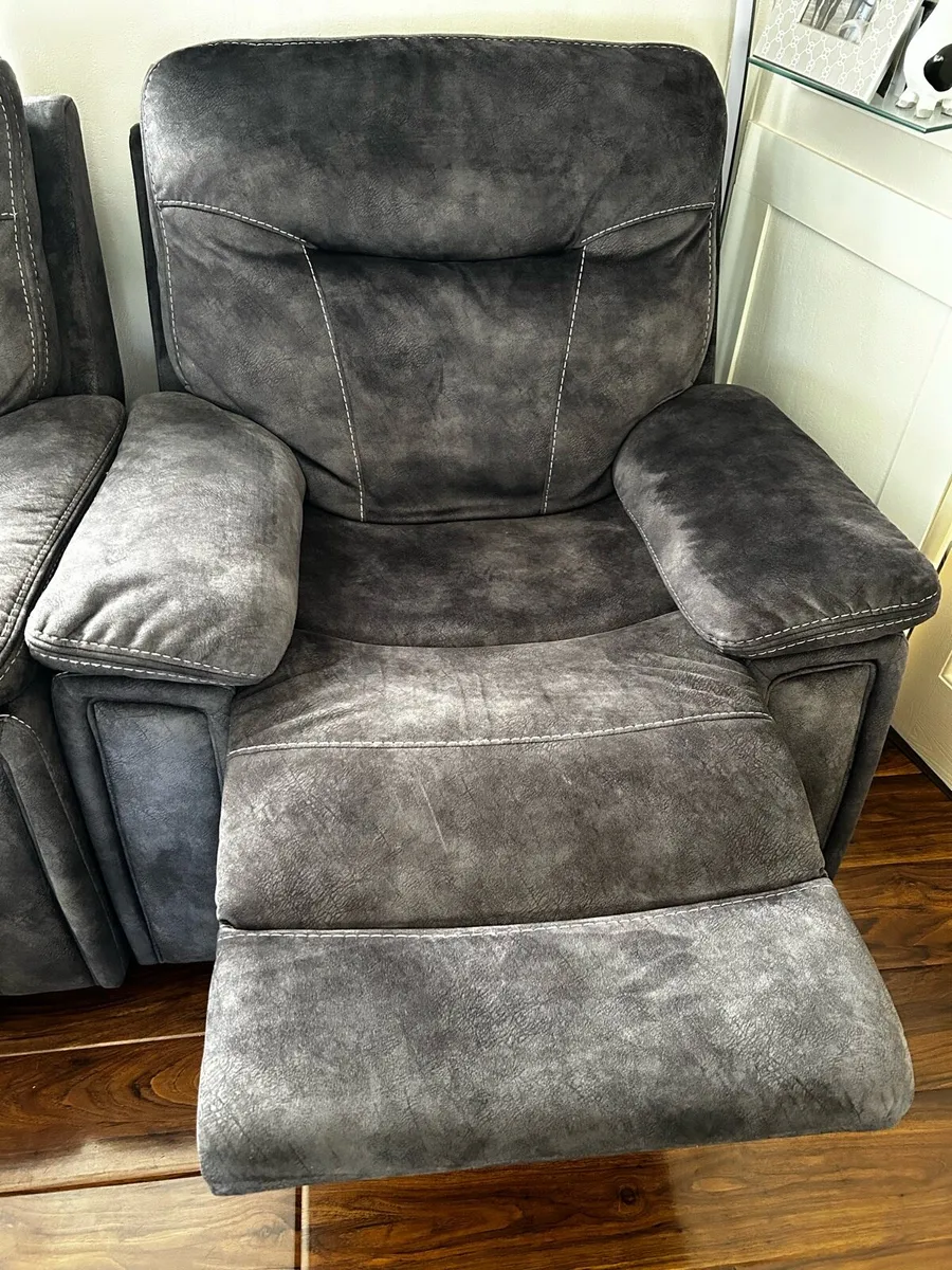 3 + 1 seater recliner sofa - Image 4