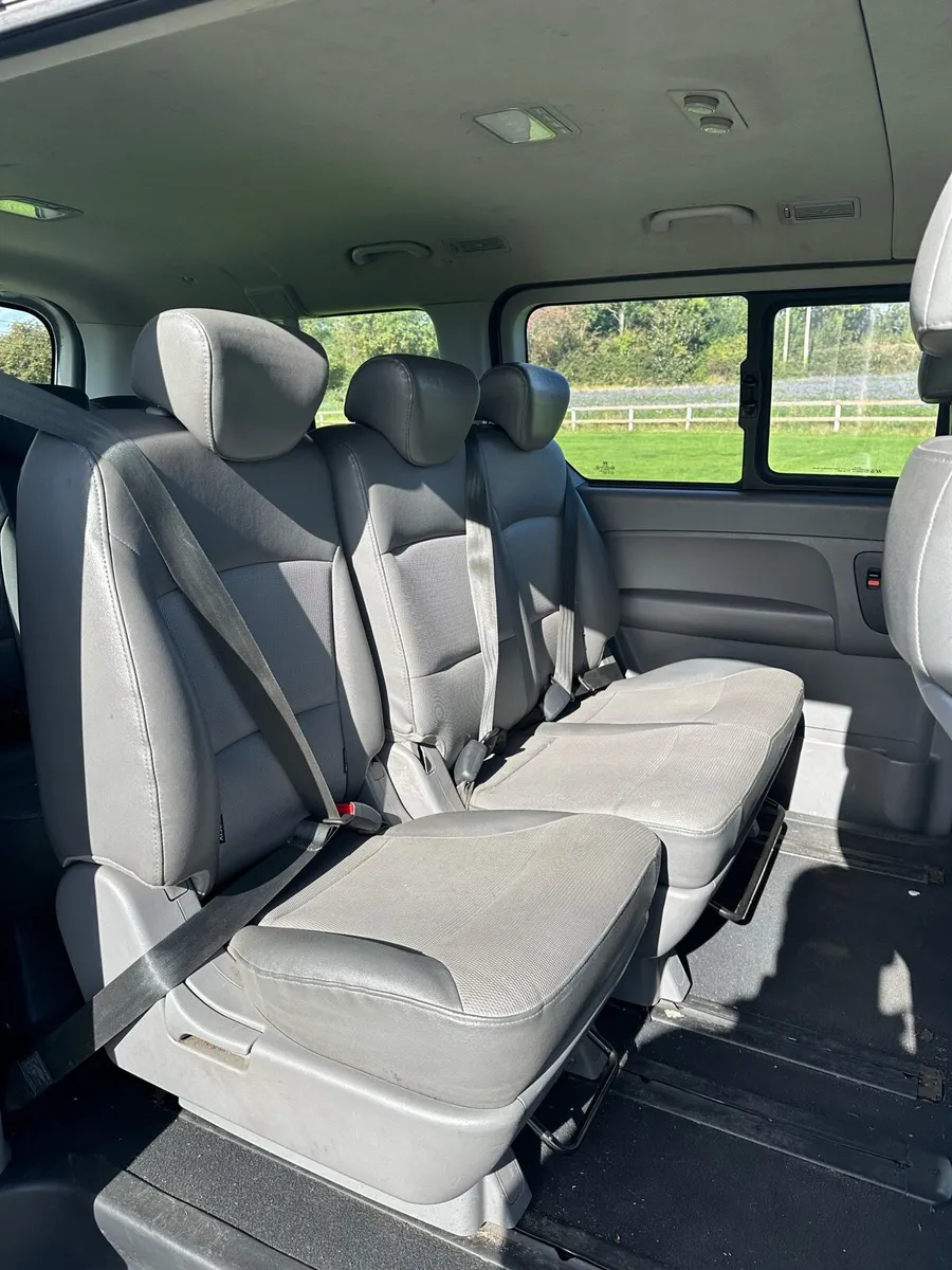 Hyundai Montana 2011 NCT 09/26 - Image 4