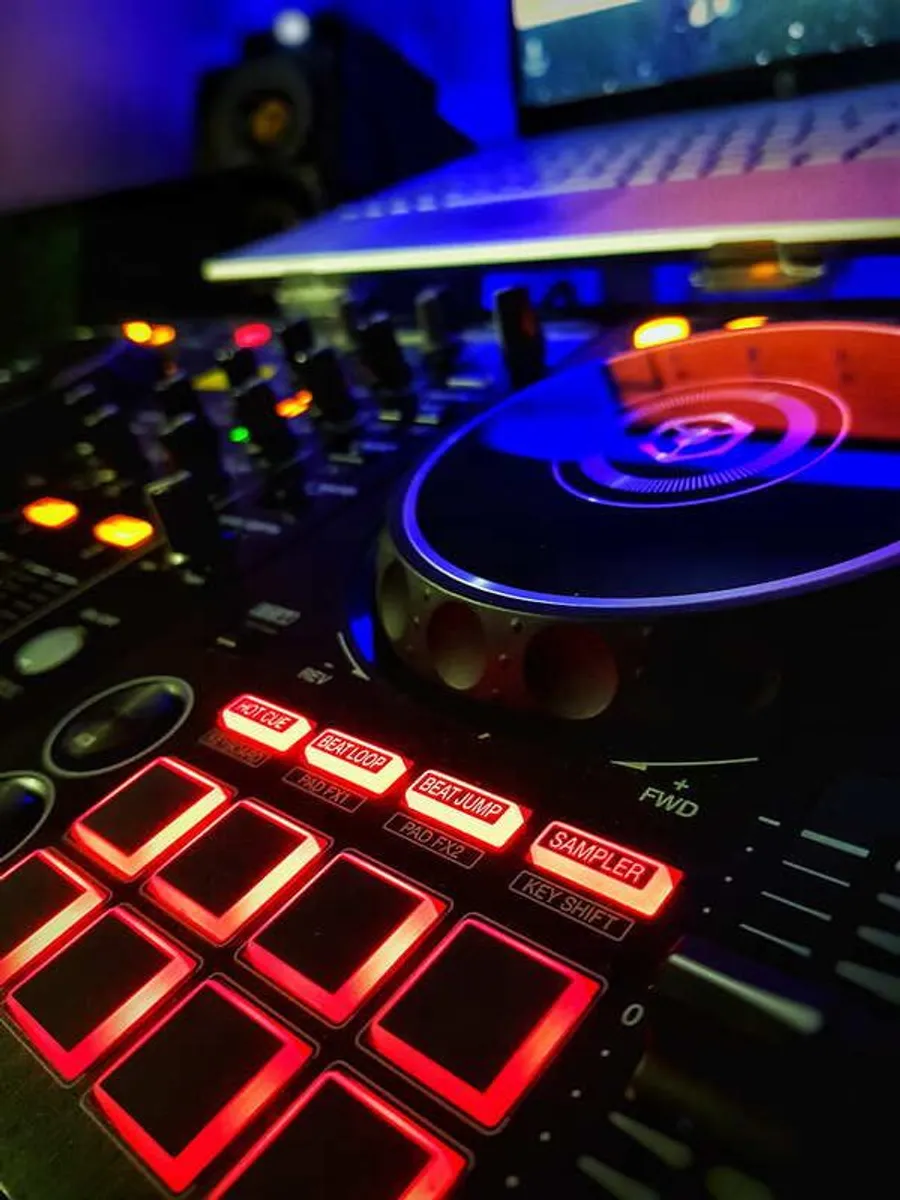 Pioneer DDJ 400 - Image 1