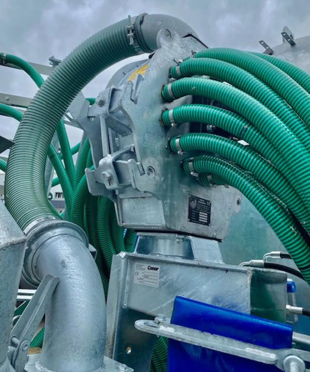 Conor 2500R slurry tanker with trailing Shoe - Image 4