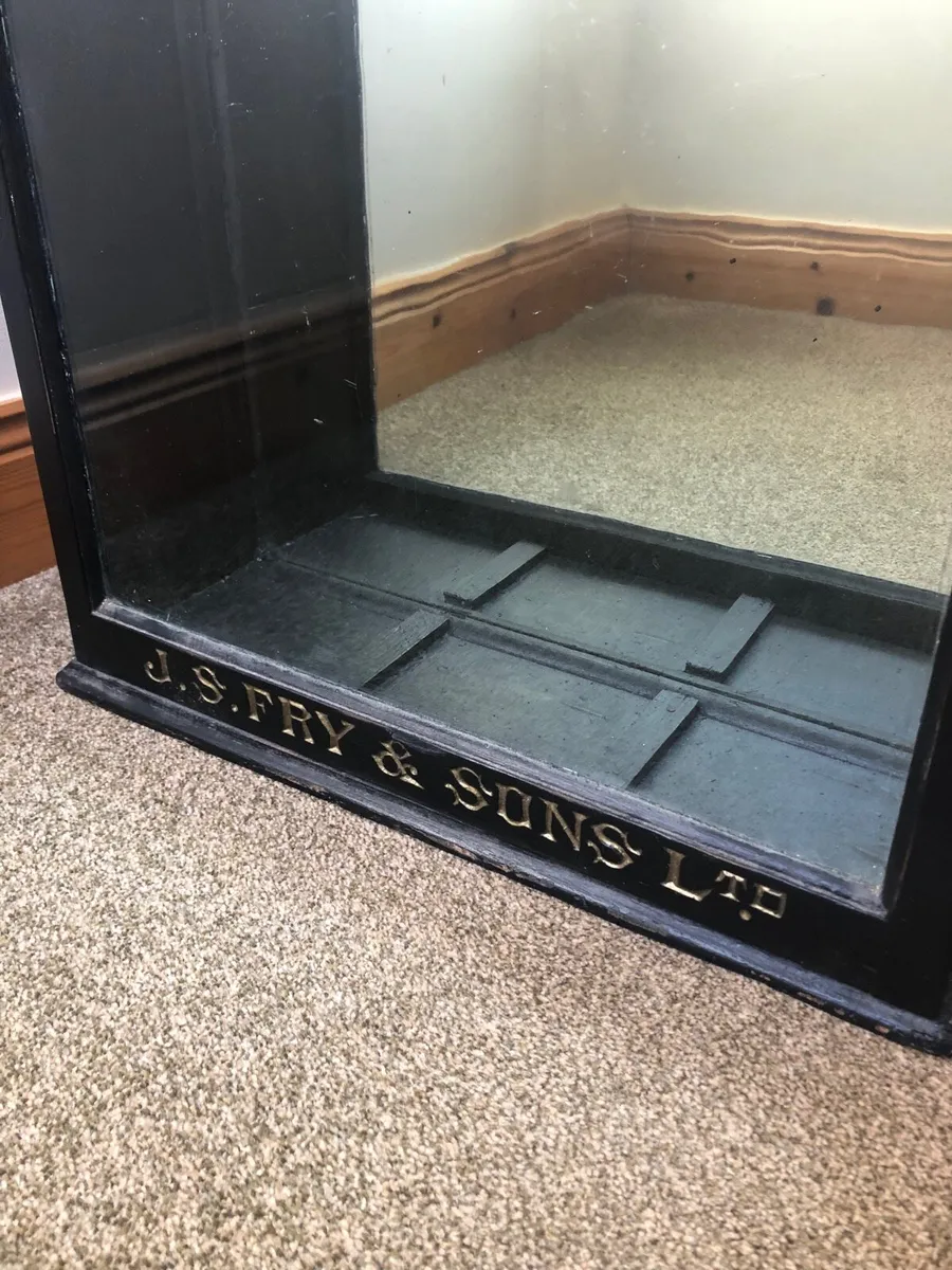 Original fry’s chocolate confectionery cabinet - Image 2