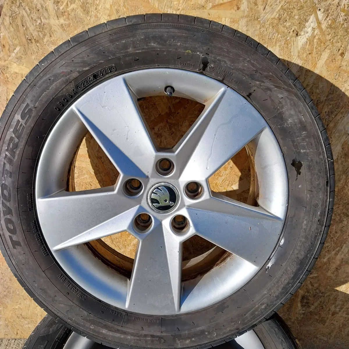 2018 Skoda Octavia 16" Alloy Wheels Set 205/55R16 - Image 1