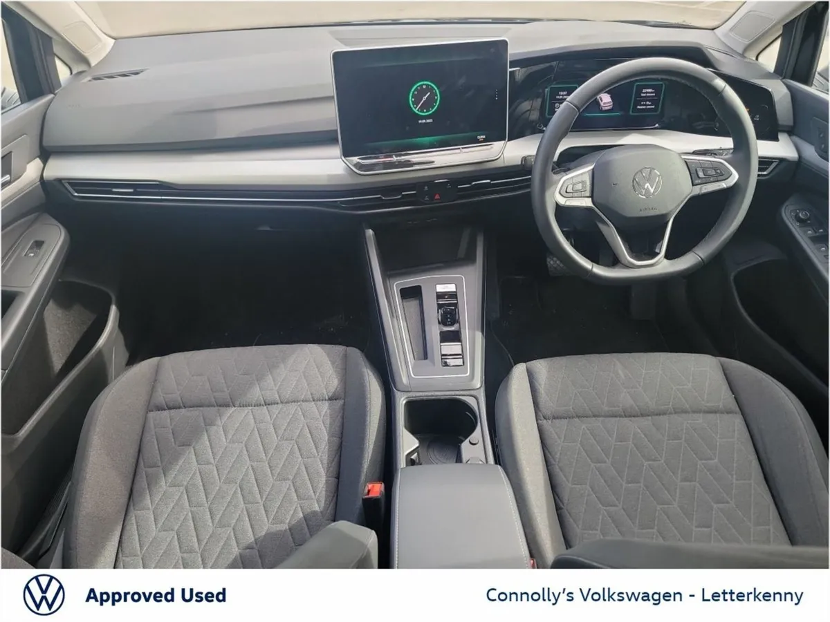 Volkswagen Golf Golf Edition 75 1.5 Mhev 116HP - Image 3