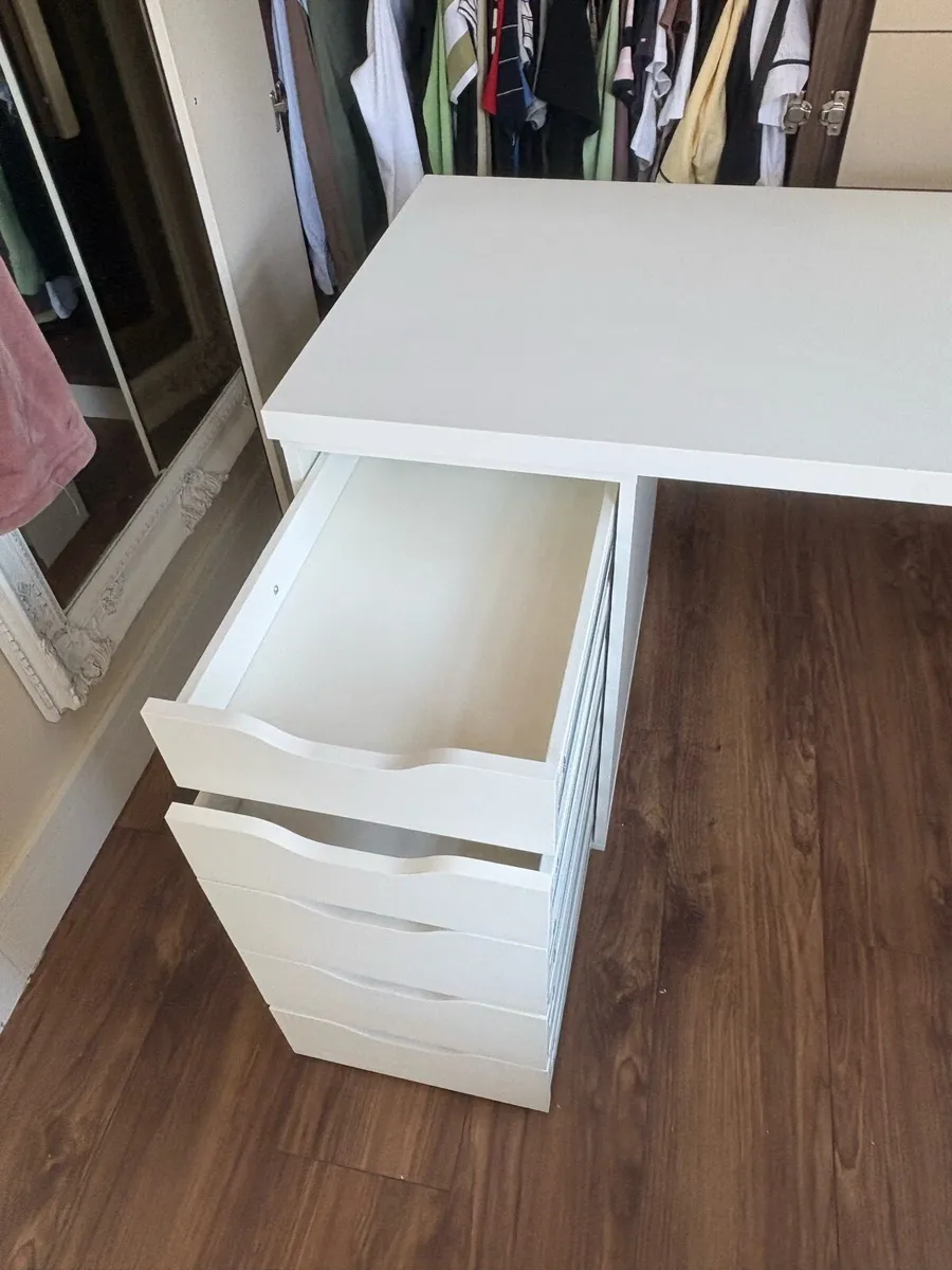 Desk / vanity table - Image 4