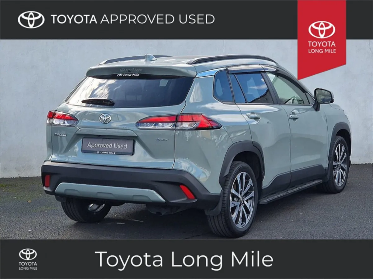 Toyota Corolla Cross 1.8 Hybrid Sol With Side Step - Image 3