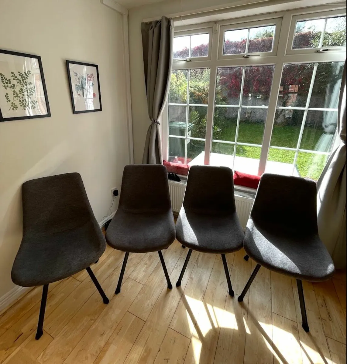 Four swivel dining chairs - Image 1