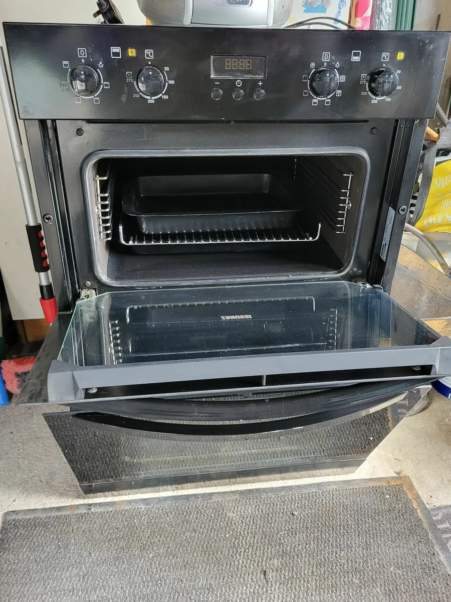 Built in oven and grill - Image 3