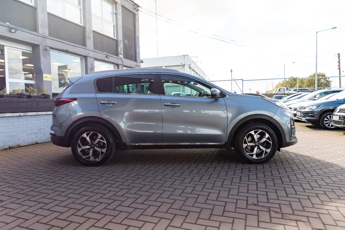 Kia Sportage 2021 - Image 2