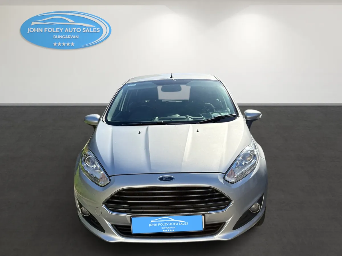 132-Ford -Fiesta -1.25 -Titanium -petrol - Image 2