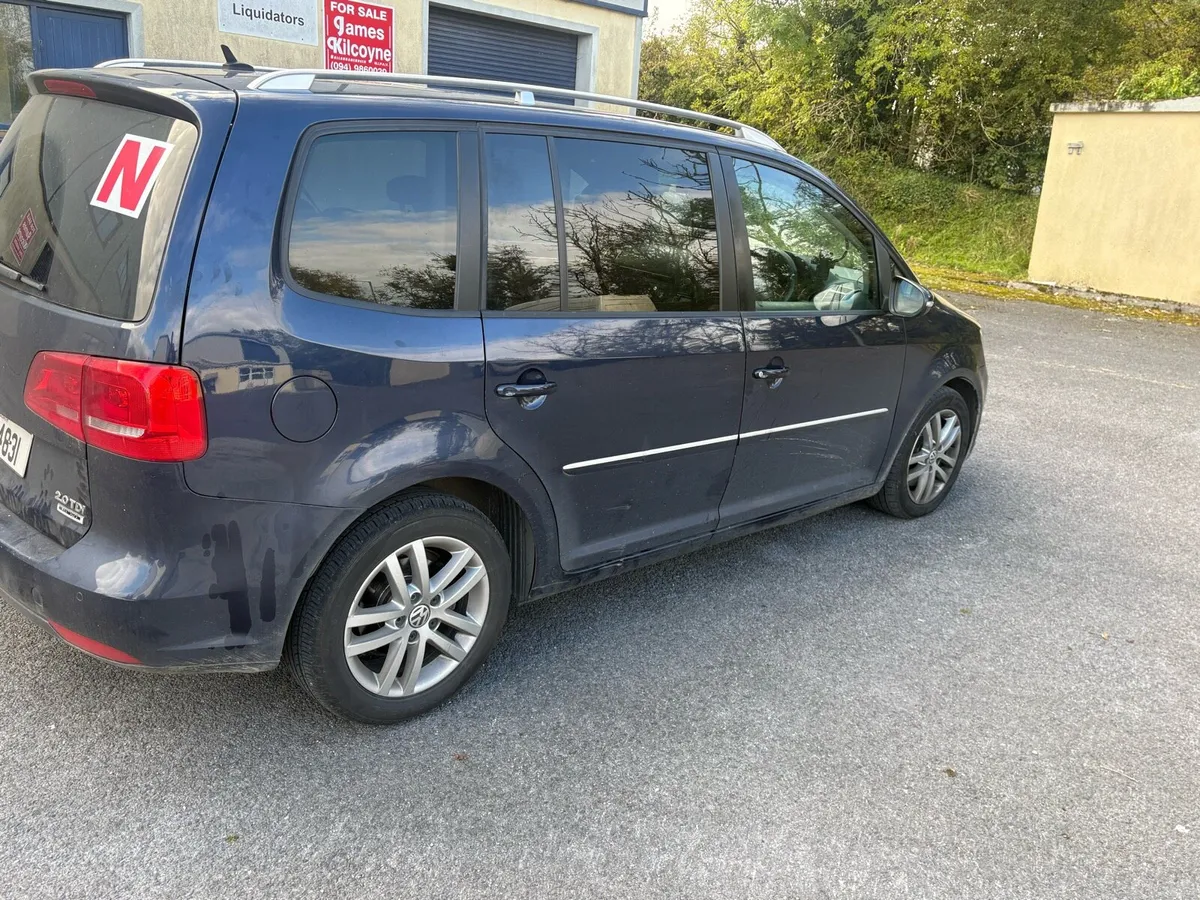 Volkswagen touran - Image 2