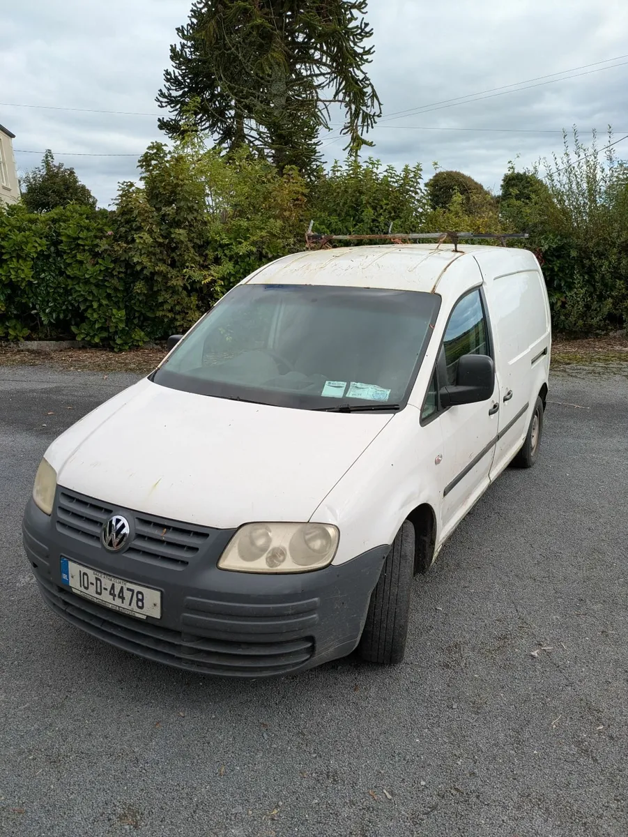Volkswagen Caddy 2010 - Image 2