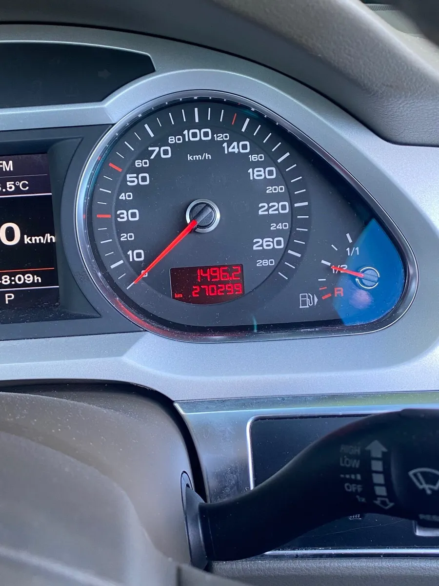 Audi A6 2011 - Image 2