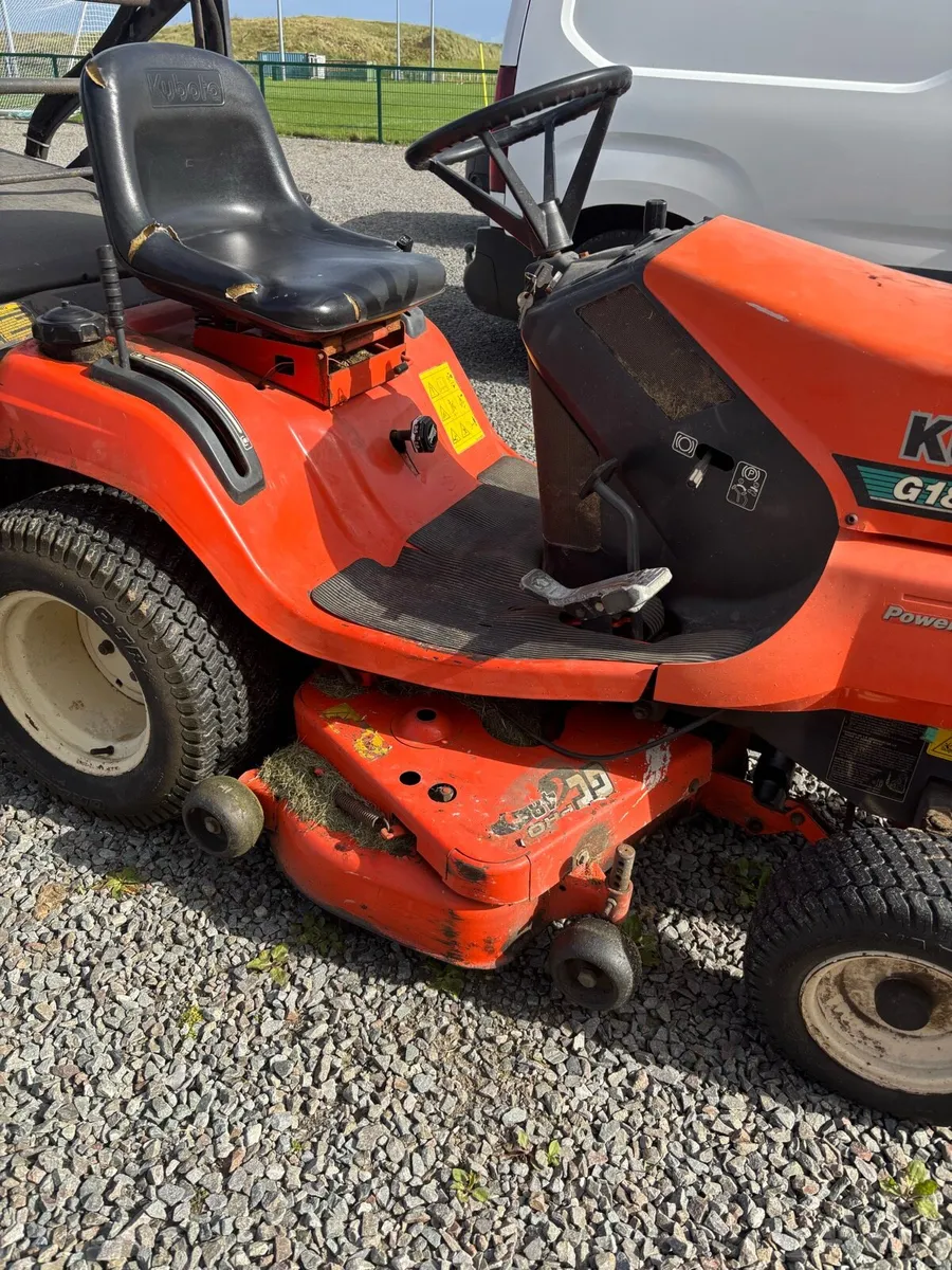 Kubota G18 sit on lawnmower - Image 2