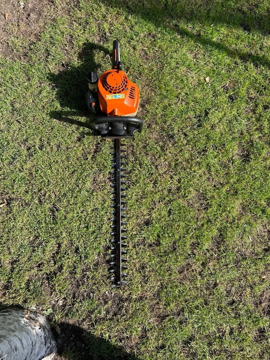 Stihl Hedgetrimmer 60” blade- just serviced - Image 3