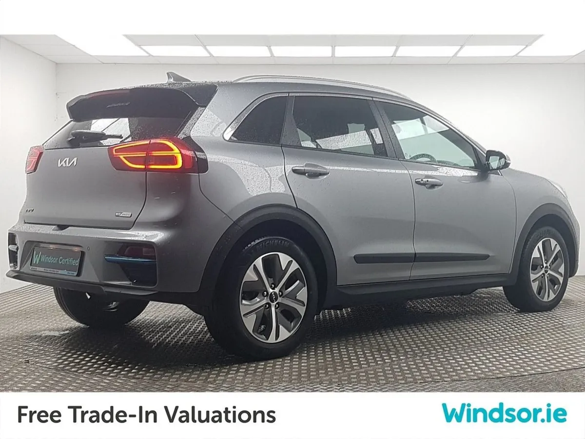 Kia E-Niro Model 2 64 KW - Image 3