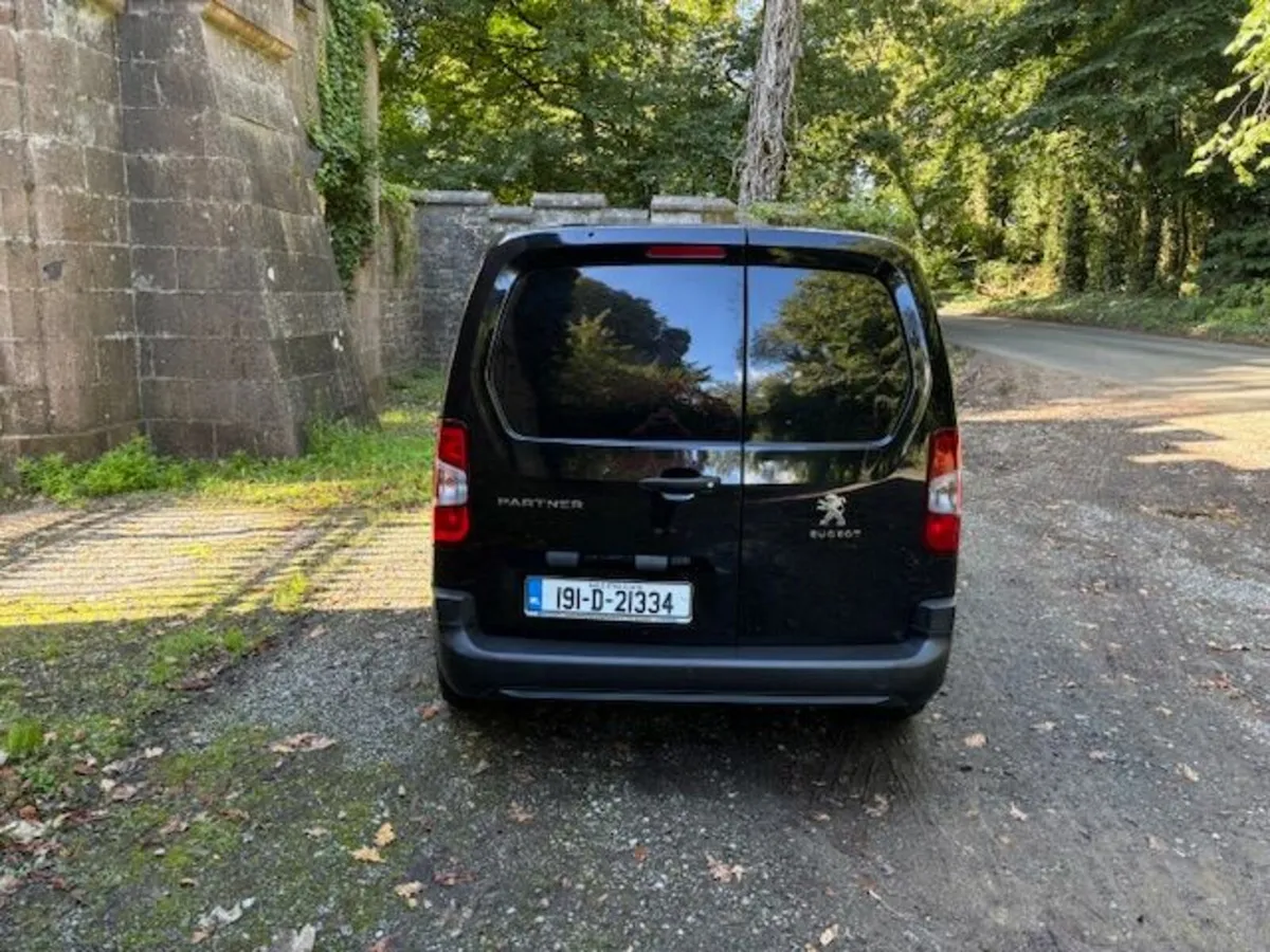 Peugeot Partner 2019 €12500 INC VAT - Image 2