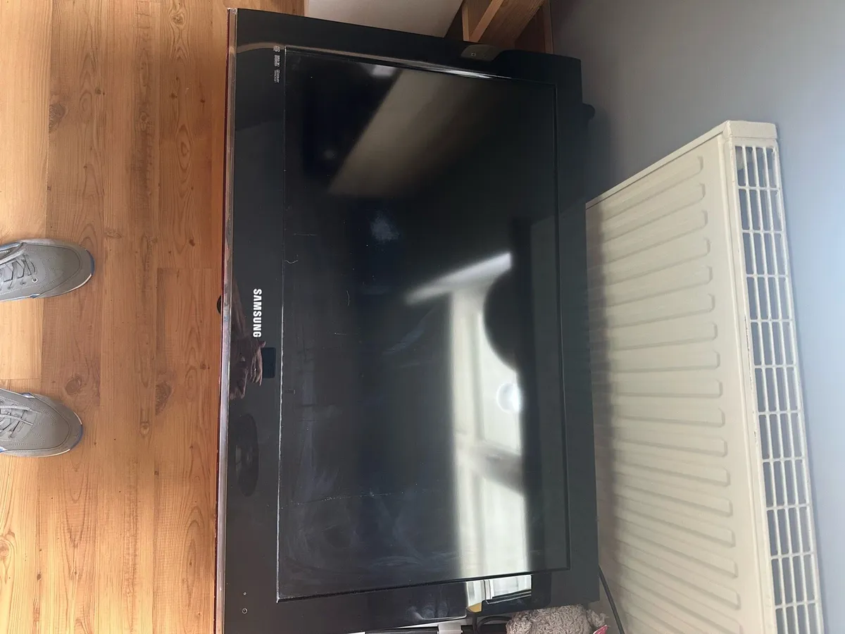 Samsung HD  32” TV