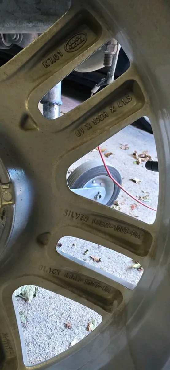 19" land-rover alloys - Image 2