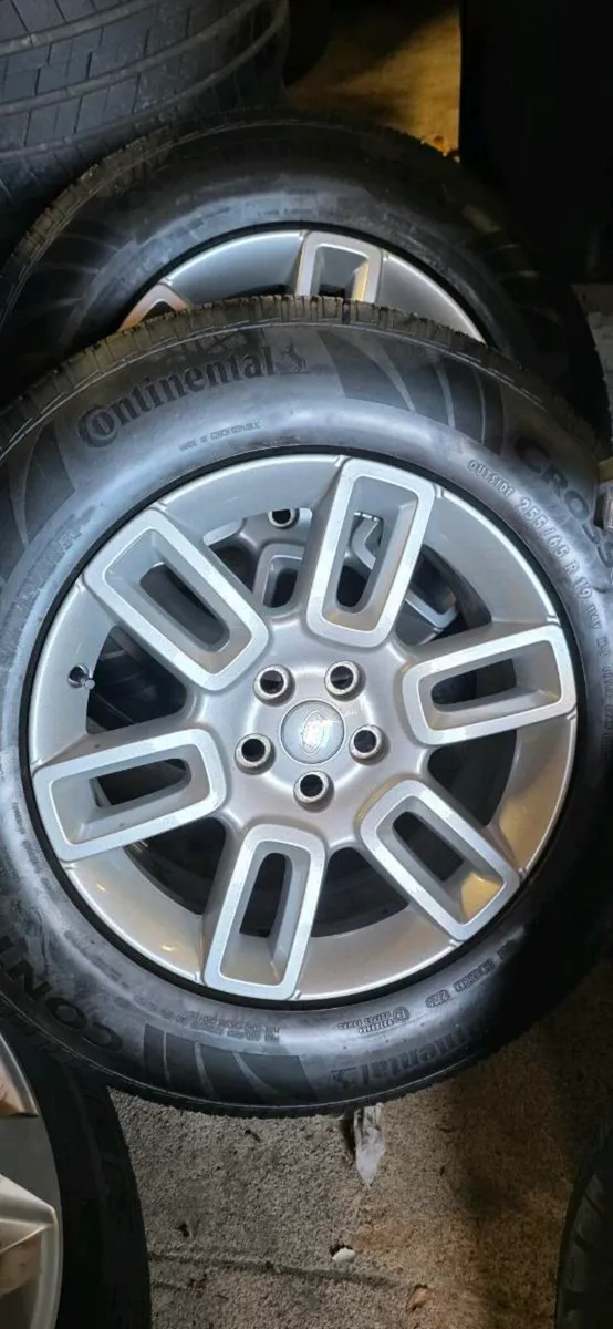 19" land-rover alloys - Image 4
