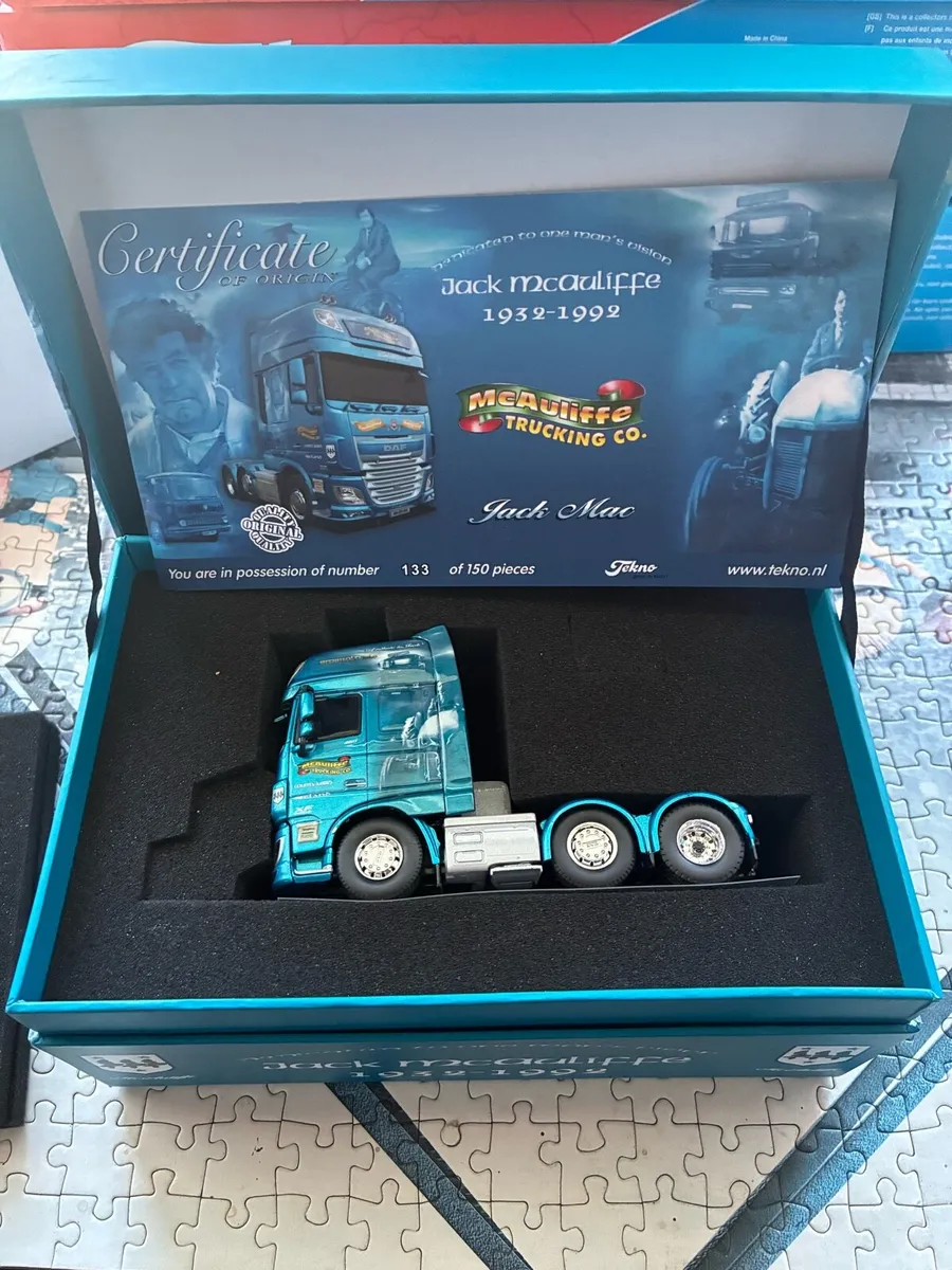 Tekno mcauliffe unit 1:50 truck