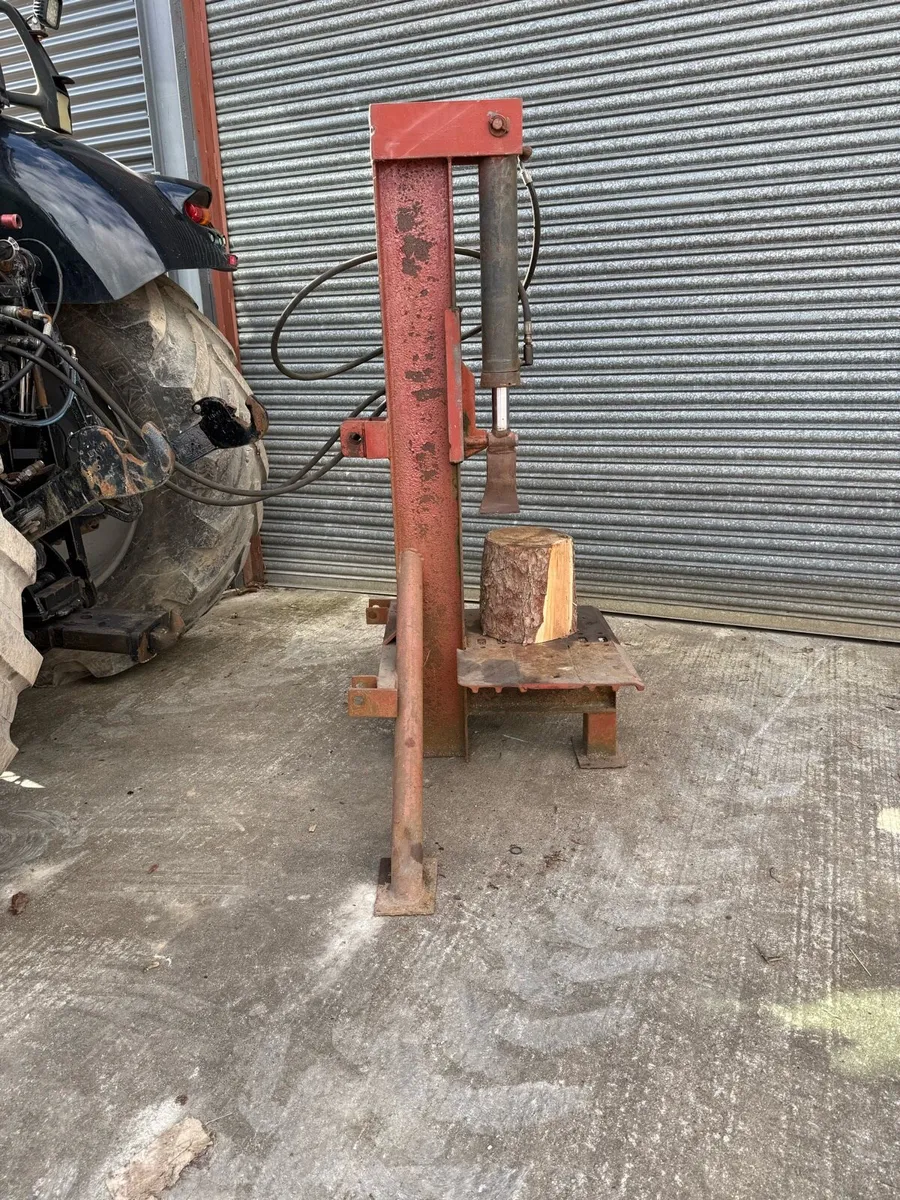 Tractor 16T Log splitter - Image 1