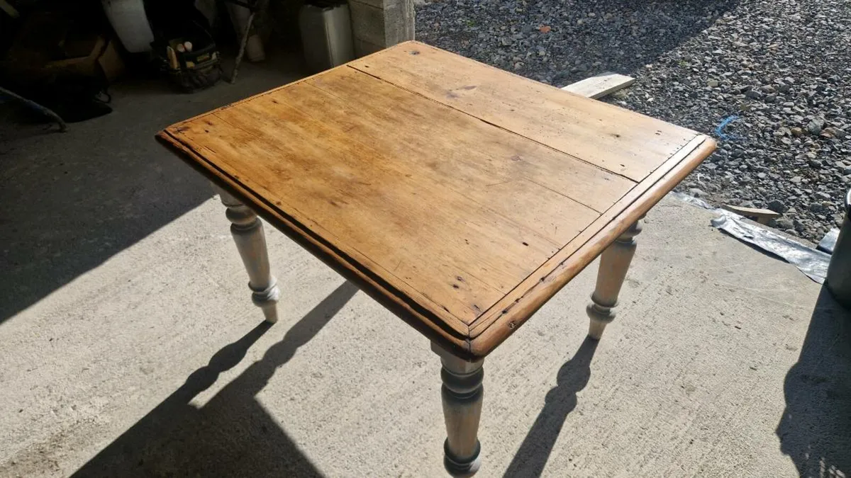 Cottage table - Image 3