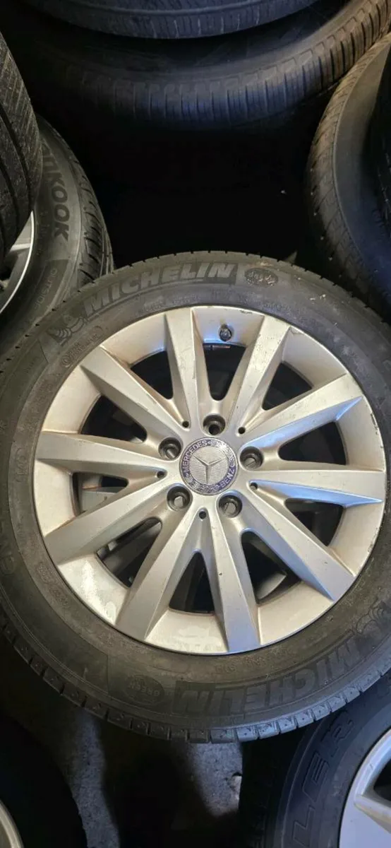 16" mercedes alloys - Image 1
