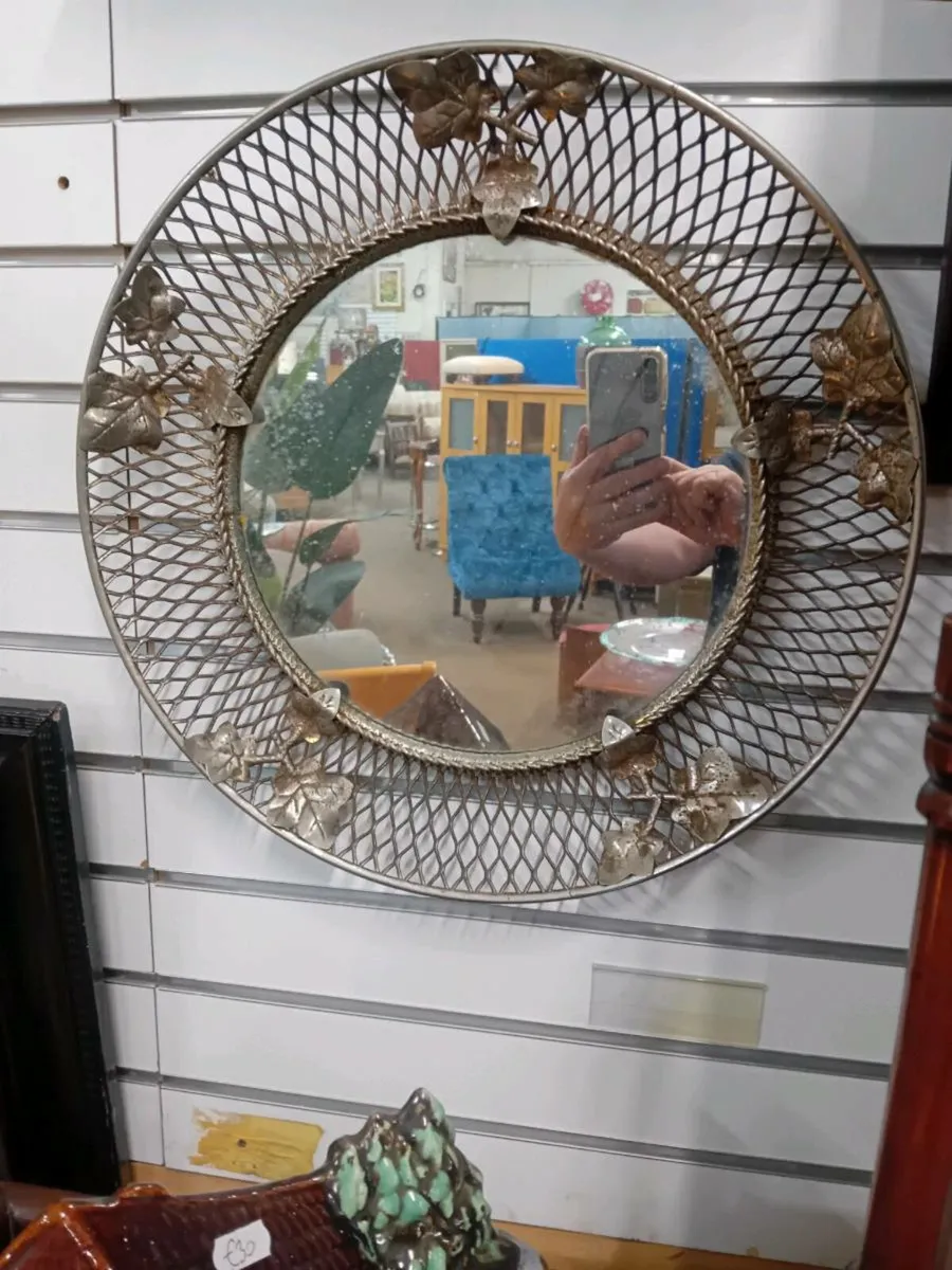 Vintage Round Wall Mirror