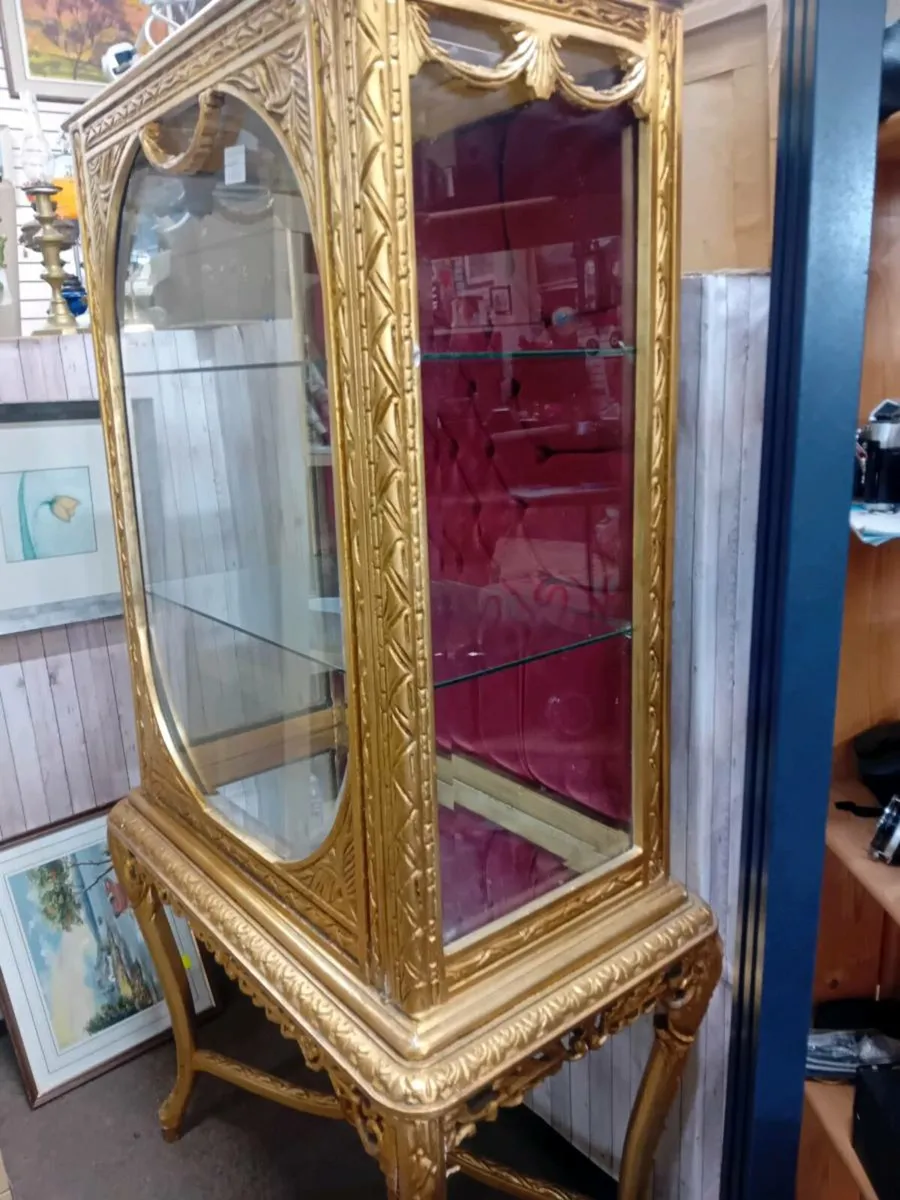 Very Decorative Ormolu Style Display Cabinet - Image 4