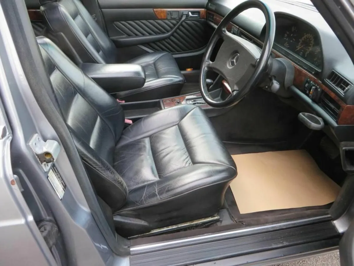 Mercedes-Benz W126 300se 1992 - Image 4