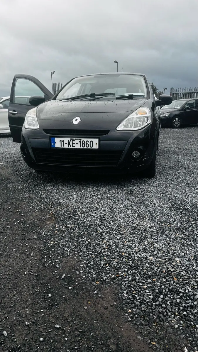 Renault Clio - Image 1