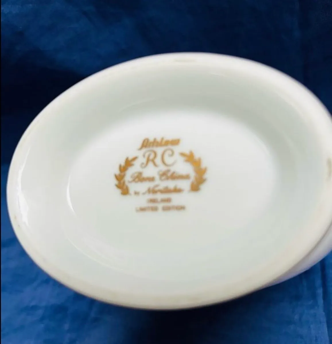 Arklow vase - Image 2
